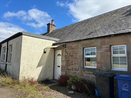 2 Bed Bungalow, Gortonlee Cottages, EH18