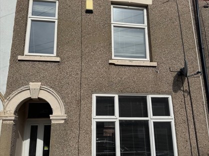 3 Bed Terraced House, Elsenham Road, DN31