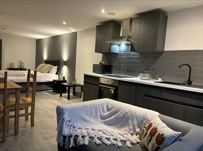 Studio Flat, Bolton Road, BD1