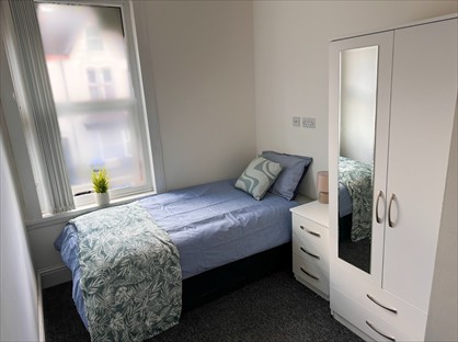 Room in a Shared House, South Road, B23