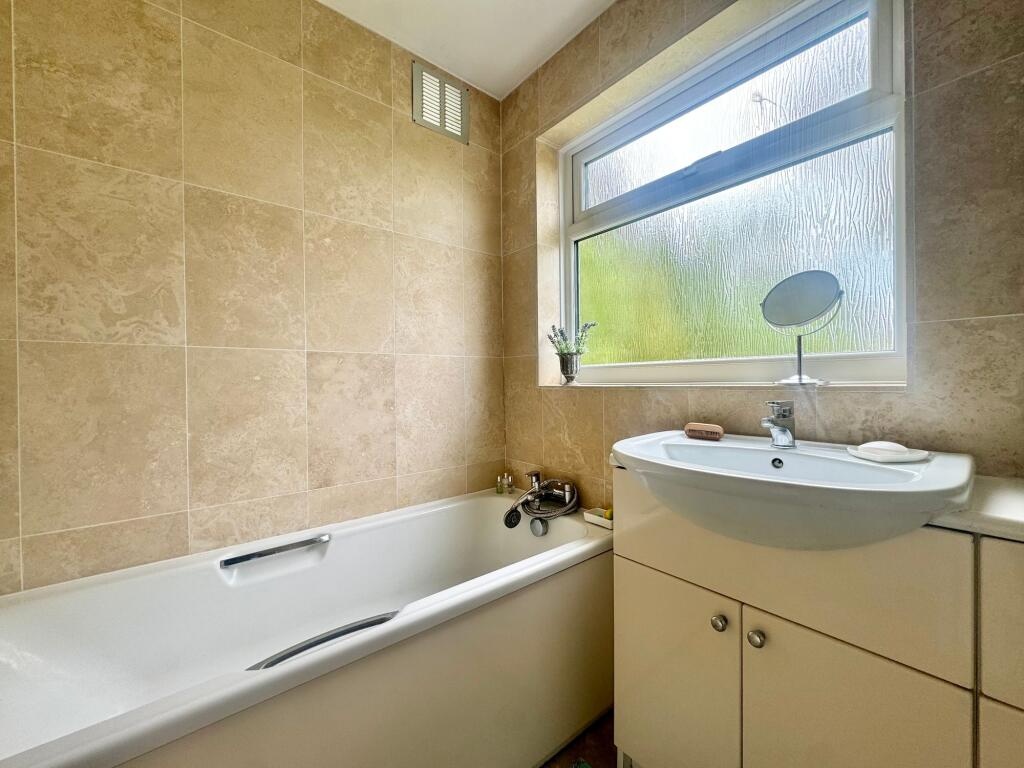 Additional image 11 of 3 Bed Semi-Detached House, Tythorn Drive, LE18, N1 7GU