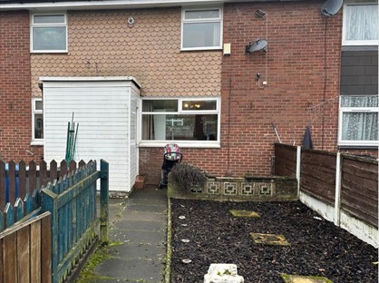 3 Bed Terraced House, Chepstow Avenue, M33