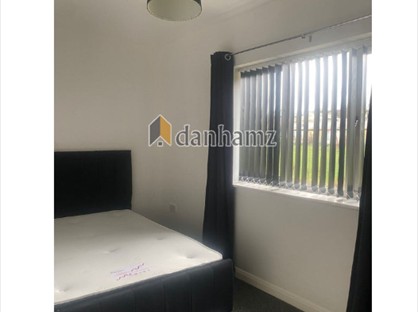 2 Bed Flat, Regency Gardens, HX2