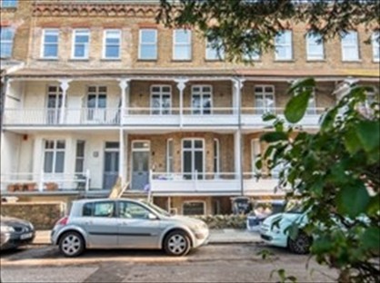 1 Bed Flat, Adrian Square, CT8