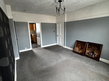 4 Bed Flat, High Street, EH22