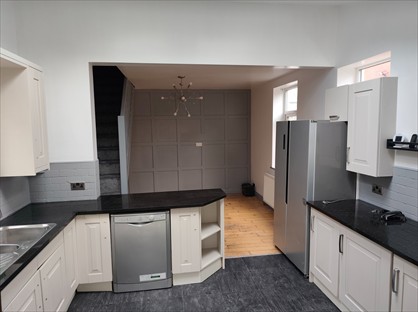 4 Bed Bungalow, Wilmar Drive, HD3