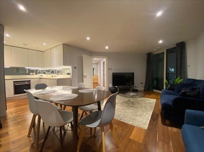 2 Bed Flat, Bridge Place, SW1V