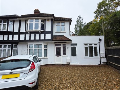 2 Bed Flat, Bromley, BR2