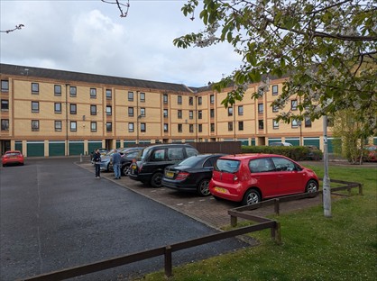 2 Bed Flat, Middlesex Gardens Glasgow, G41