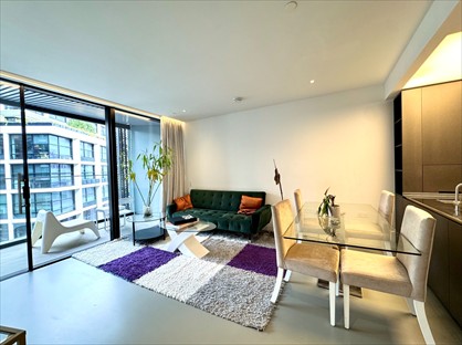 1 Bed Flat, Gasholders Building, N1C