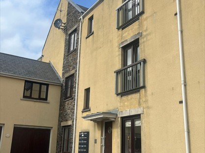 1 Bed Flat, Chandlers Yard, SA16