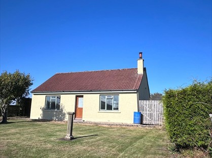 2 Bed Bungalow, Seggiehill, KY16