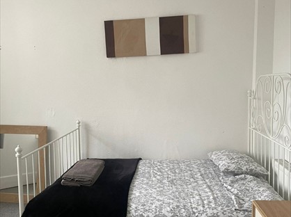 Room in a Shared House, Christchurch Road, BH7