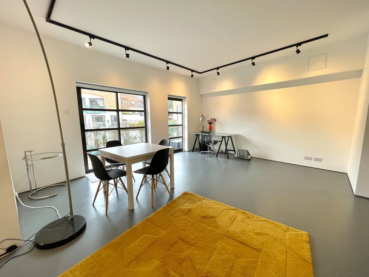 2 Bed Flat, Plover Way, SE16 photo 4