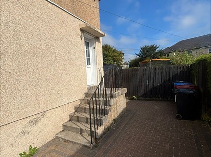 4 Bed Flat, Nisbet Drive, FK6