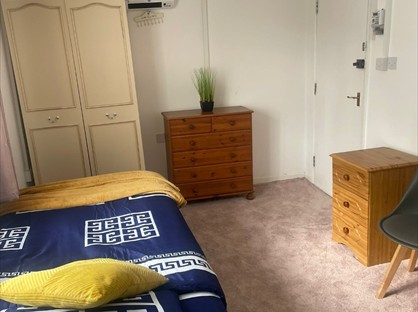 Studio Flat, Station Street, WS10