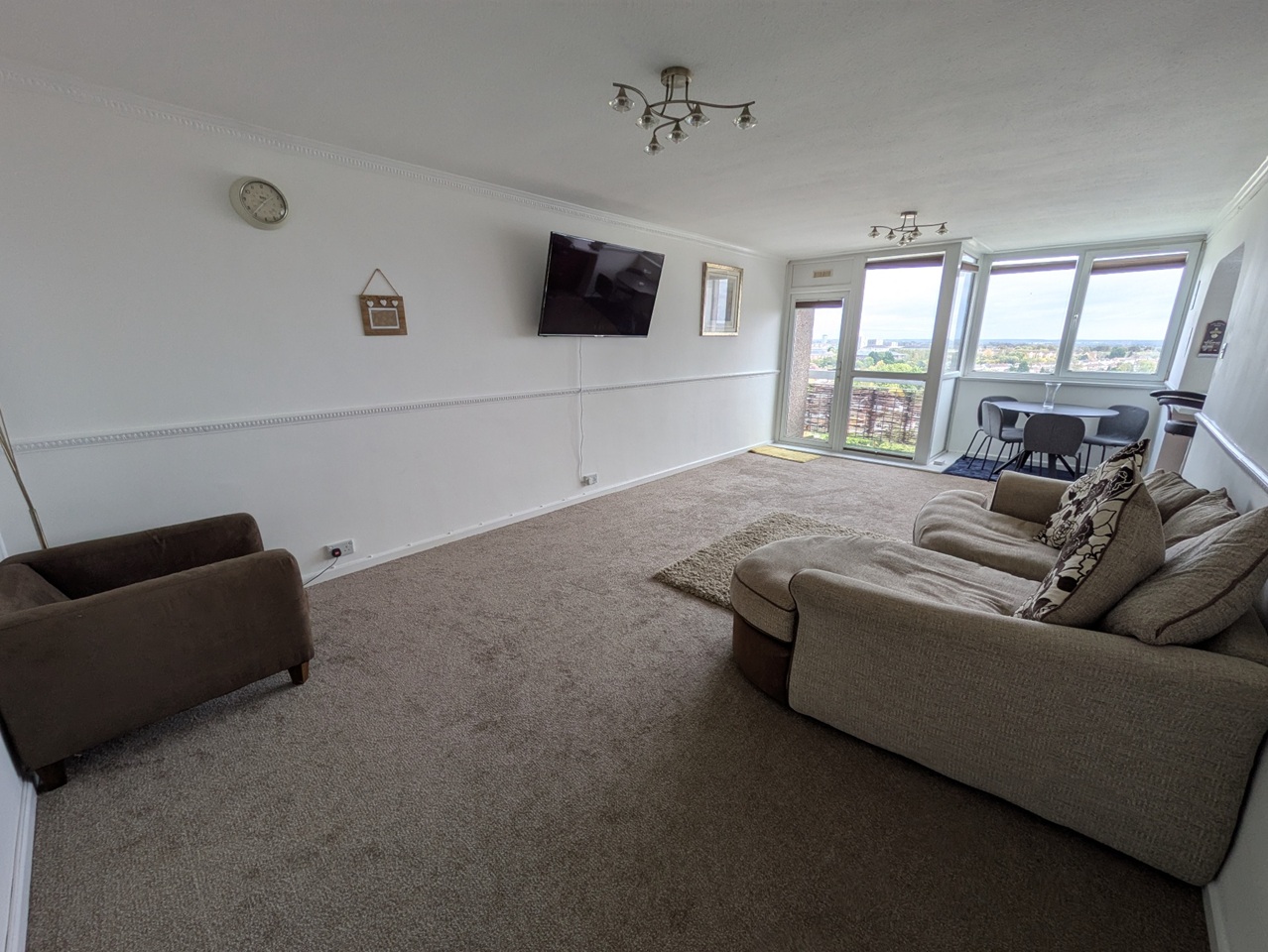 2 Bed Flat, Kenilworth Court, CV3, N1 7GU