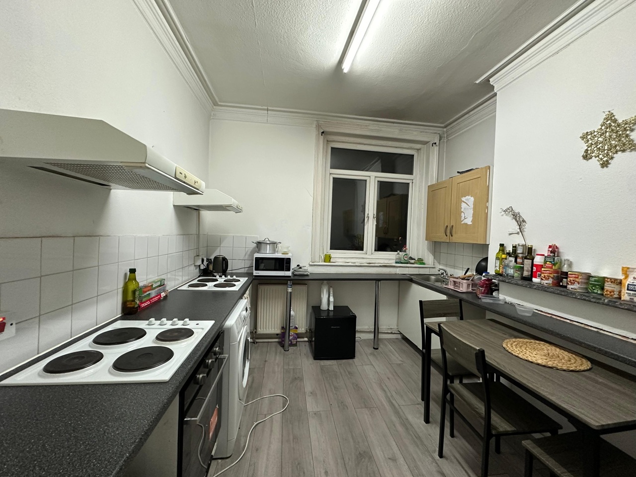 Room in a Shared Flat, Kilburn High Road, NW6 photo 4