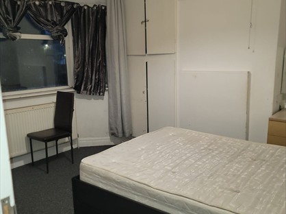 Room in a Shared House, Springfield Drive, IG2