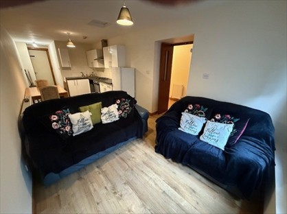 2 Bed Flat, Ark Lane, G31