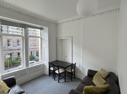 3 Bed Flat, Montague Street, EH8
