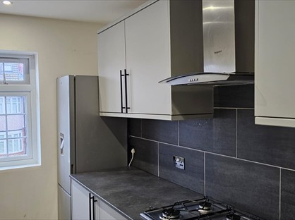 3 Bed Flat, Ashburton Road, HA4