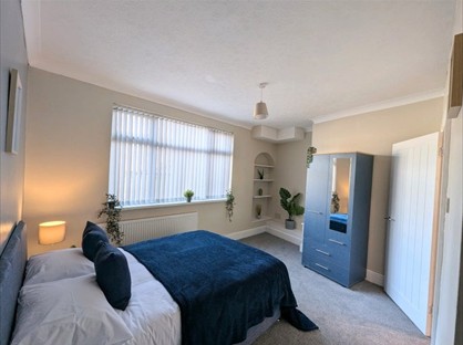 Room in a Shared House, Longport Road, ST6