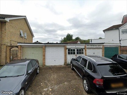 3 Bed Maisonette, Mayford Close, BR3