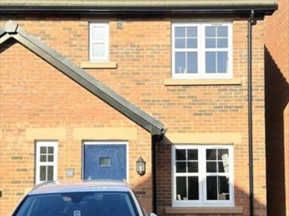 Room in a Shared House, Lough Wood Crescent, CA4