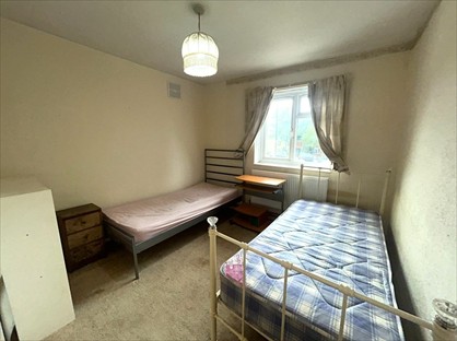 Room in a Shared House, Greenford Road, UB6