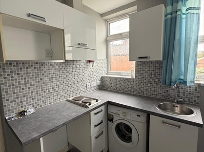 Studio Flat, Cherry Orchard Road, CR0