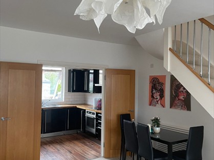 2 Bed Maisonette, Lower Addiscombe Road, CR0