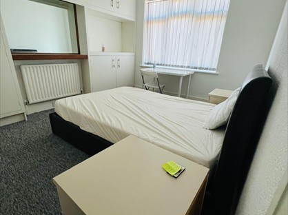 Room in a Shared House, Leysdown Road, SE9