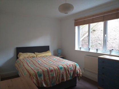 Room in a Shared Flat, Reservoir Close, CR7