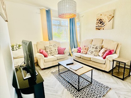 3 Bed Semi-Detached House, Woodbury Road Kidderminster, DY11