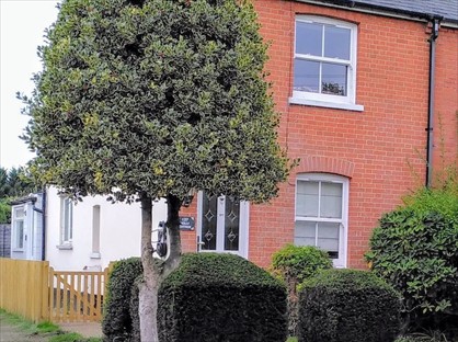 2 Bed Semi-Detached House, Saunders Lane, GU22