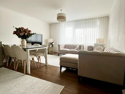 1 Bed Flat, Pickwick Court, SE9