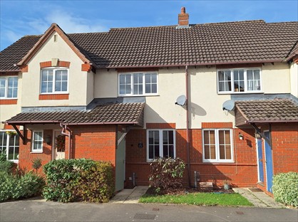 2 Bed Terraced House, Bramble Chase, GL52