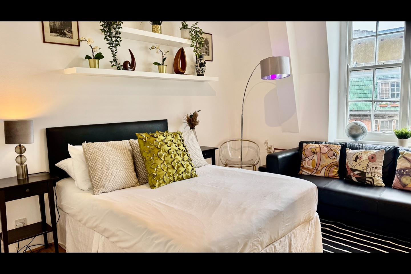 3 Bed Flat, Ralph Court, W2 photo 3