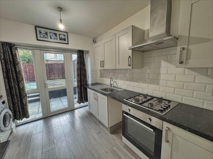 3 Bed Flat, Caithness Road, CR4