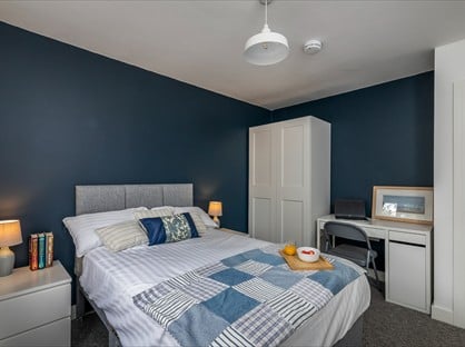 Room in a Shared House, Mersey Way, RG18