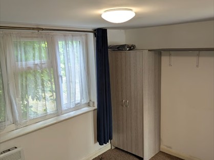 1 Bed Flat, Bewcastle Grove, LE4