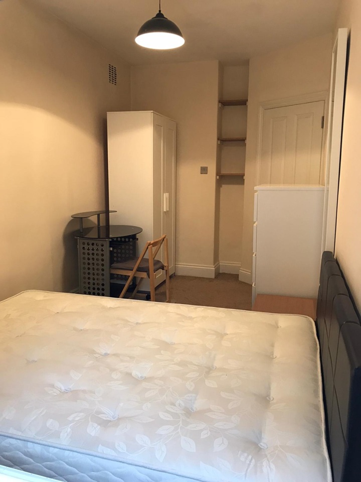 Additional image 7 of Room in a Shared House, Wenlake Estate, EC1V, N1 7GU