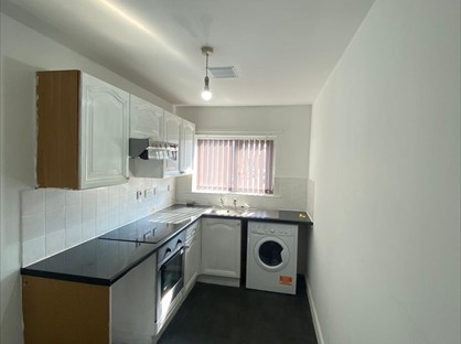 2 Bed Flat, Chapel Walk, PR7