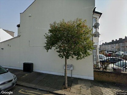 3 Bed Flat, Mafeking Avenue, IG2