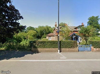 4 Bed Semi-Detached House, Ruislip Road East, W13