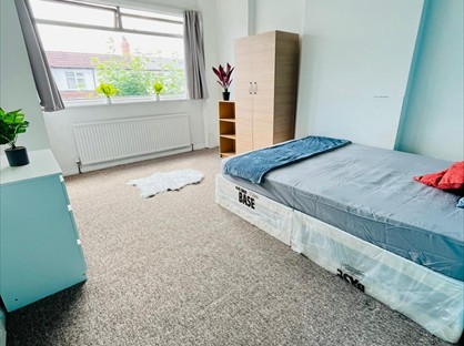 Room in a Shared House, Couples Allowed, SW16