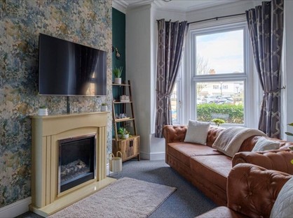 3 Bed Terraced House, Cambridge Street, DN35