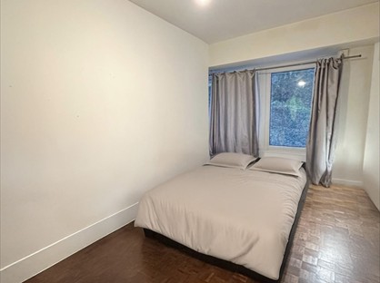 Room in a Shared Flat, Amazing Double Room In Camberwell/Ov, SE5