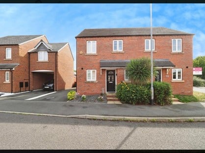 3 Bed Semi-Detached House, Adams Park Way, NG17
